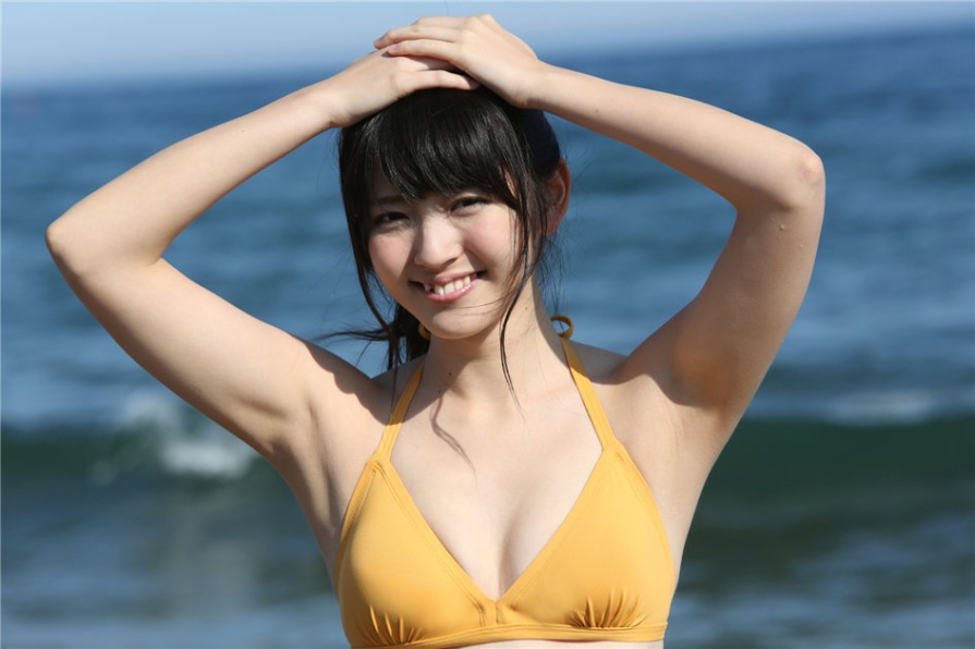 日本美女鈴木愛理海边粉嫩玉乳写真照片(第39页)