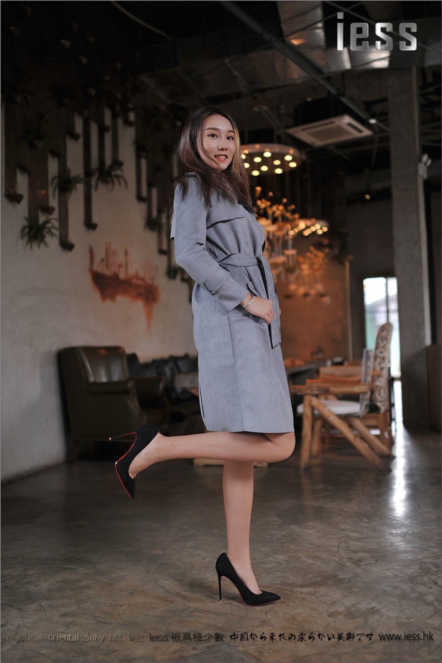 高跟鞋美女性感美腿写真图片(第20页)