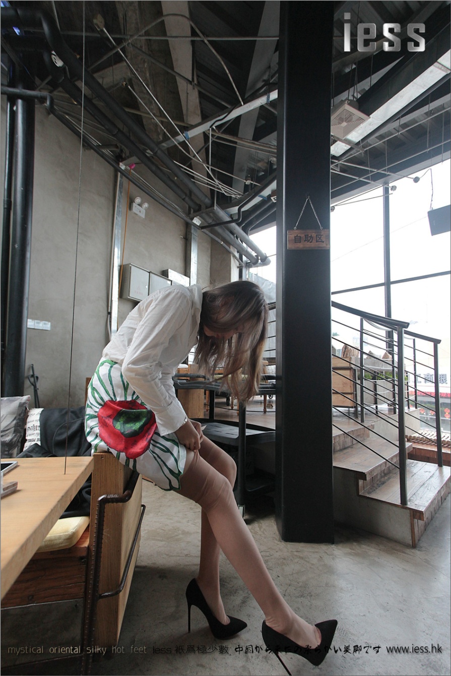 高跟鞋美女性感美腿写真图片(第44页)