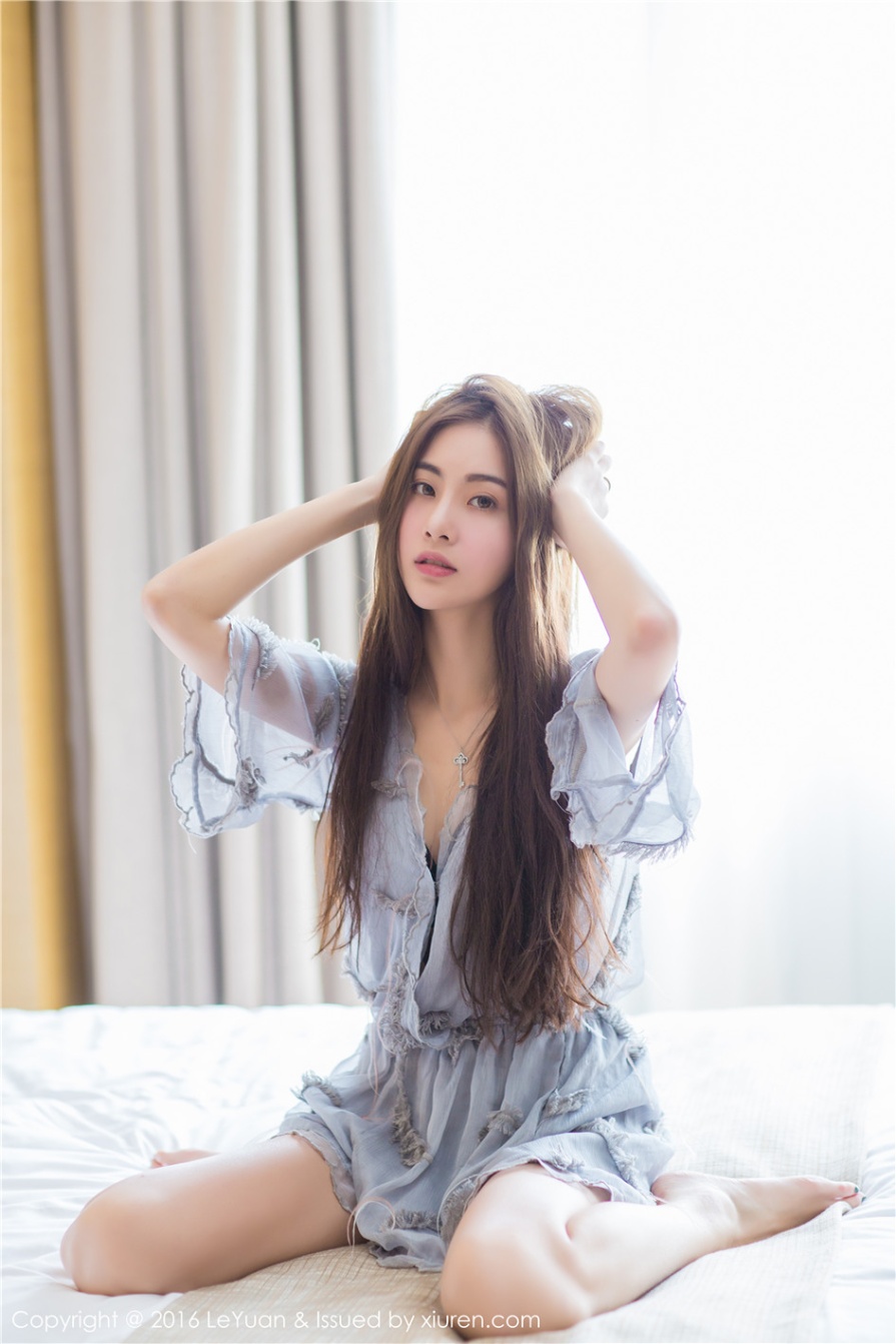 宅男女神菲儿极品身材内衣私房写真照片(第27页)