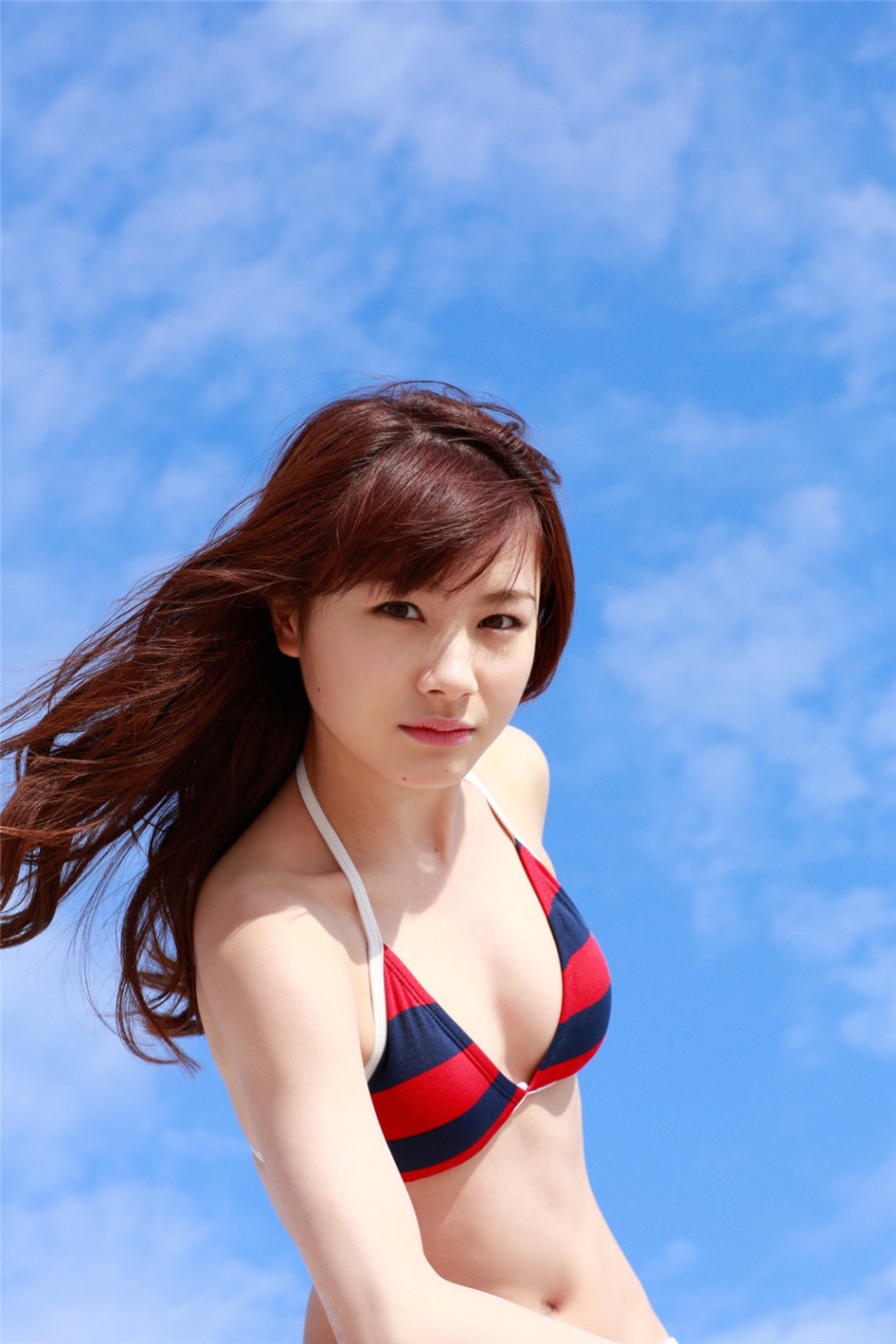 小清新美女石田亜佑美户外性感比基尼写真照片(第65页)