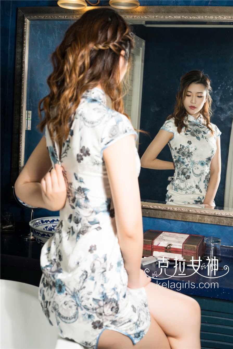 高贵气质旗袍美女橙橙浴室粉嫩美腿私拍照片(第23页)