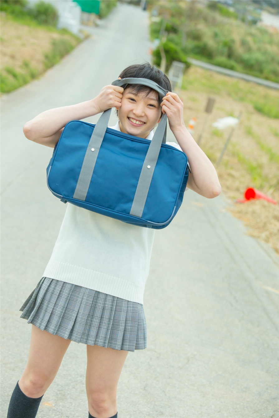 日本小清新少女宮本佳林比基尼写真照片(第26页)