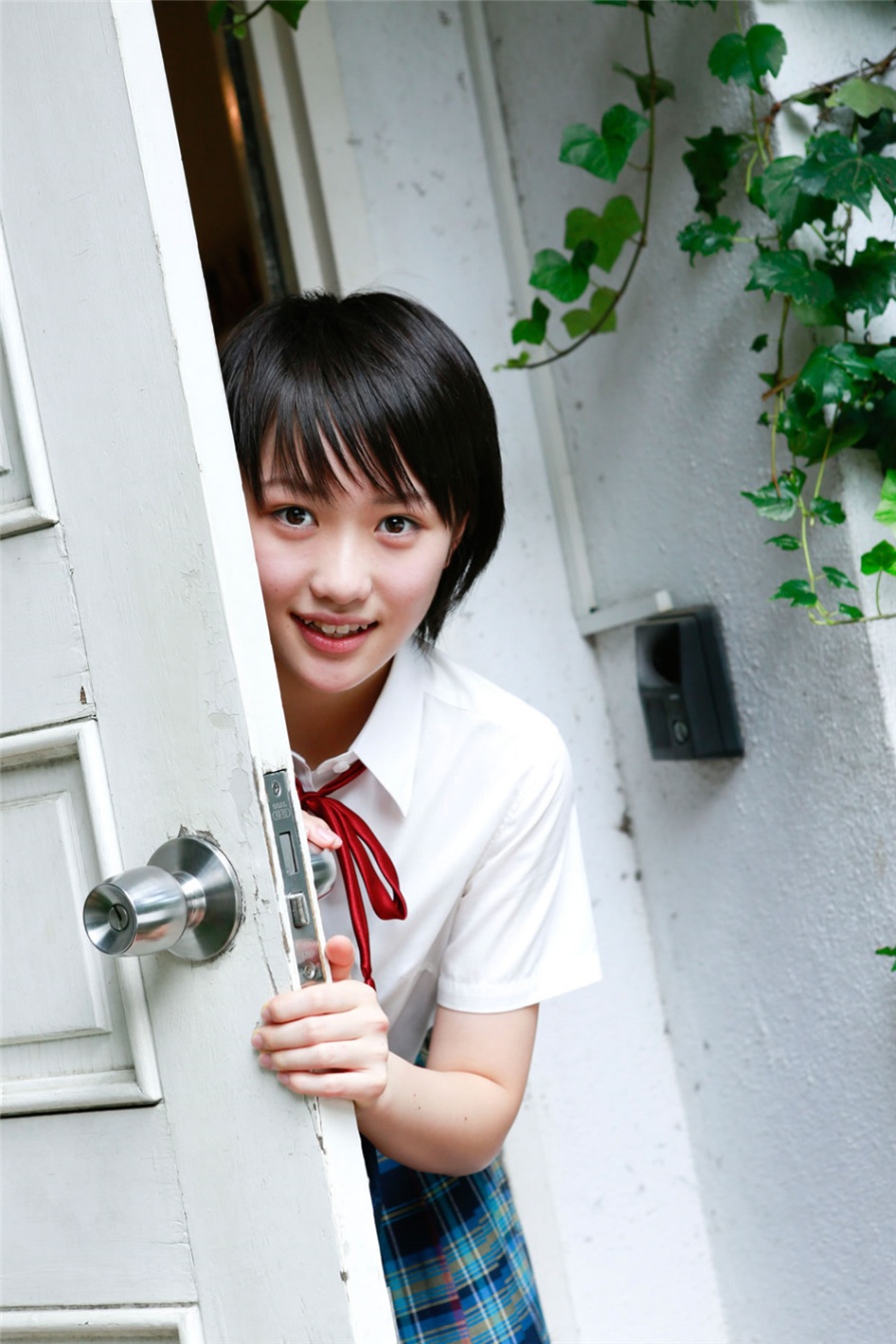 日本明星工藤遥JK制服外景写真图片(第66页)