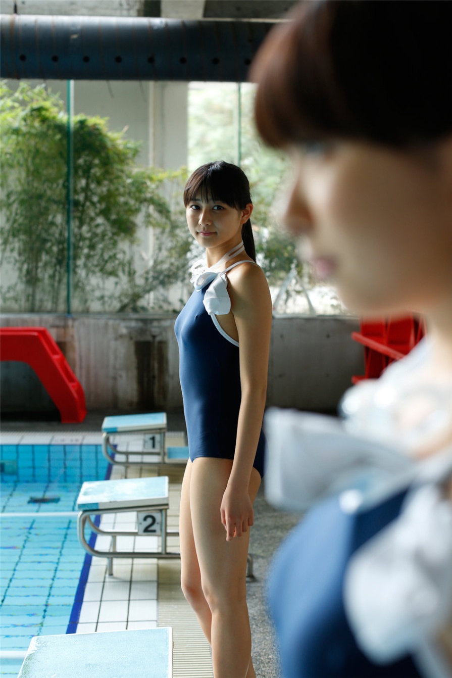 日本美女福田花音泳池性感泳装写真图片(第49页)