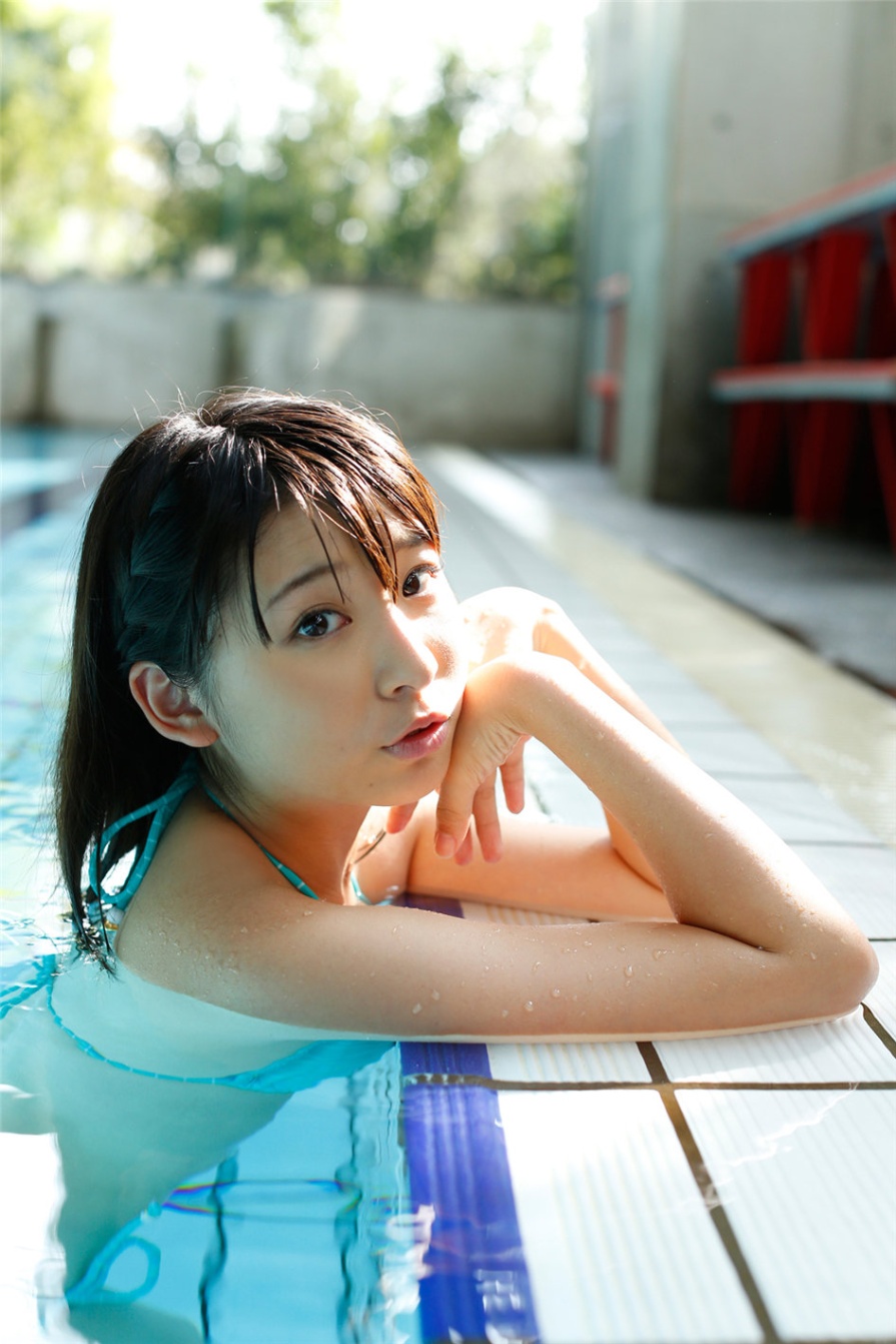 日本美女福田花音泳池性感泳装写真图片(第67页)