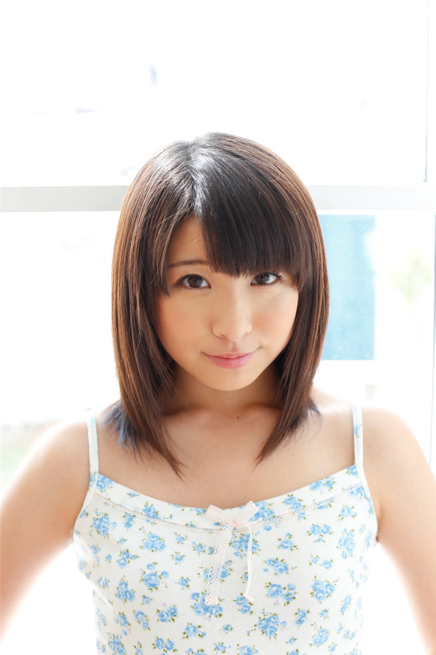 日本美女福田花音泳池性感泳装写真图片(第75页)