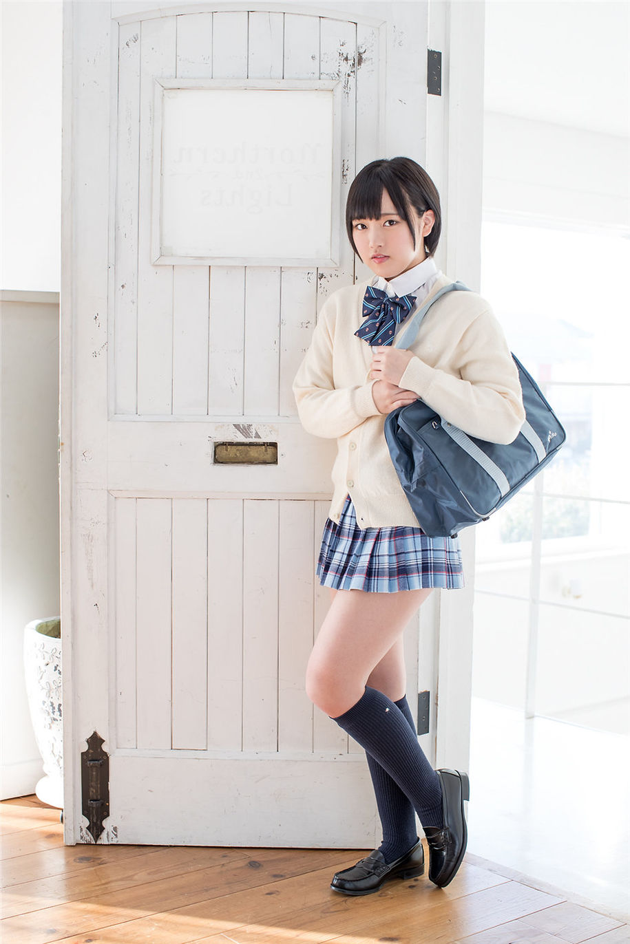 日本美女香月りお学生制服写真图片(第2页)