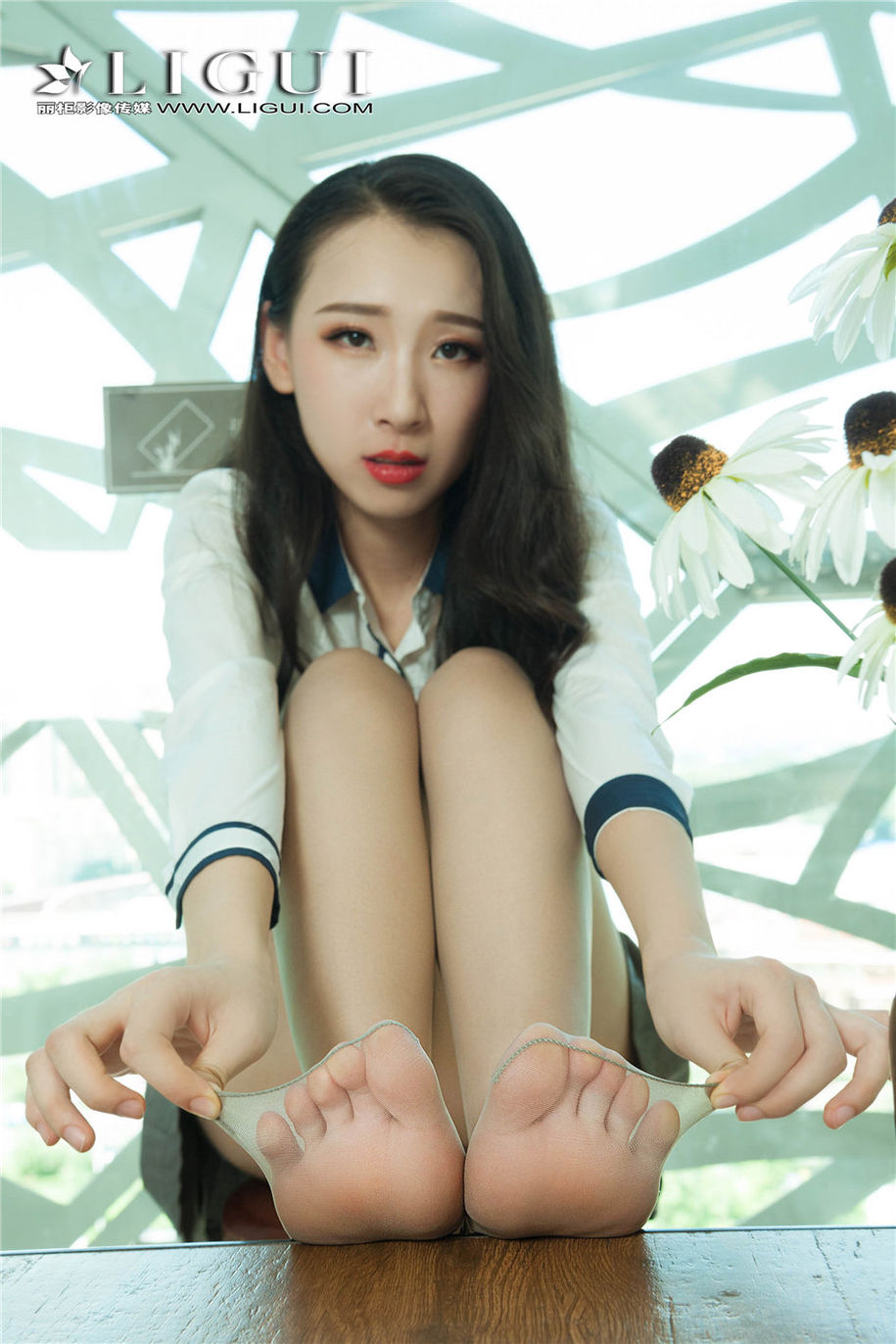 Ligui丽柜 清纯美女祁紫怡室内性感美腿写真图片(第36页)