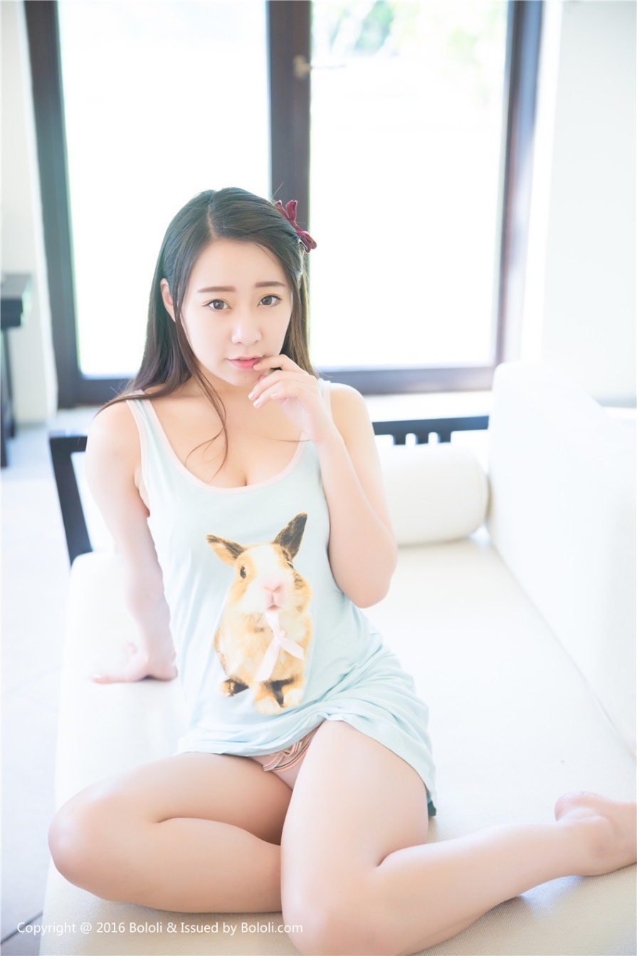 小清新美少女朵比DOBBY户外比基尼白皙爆乳诱惑写真(第63页)