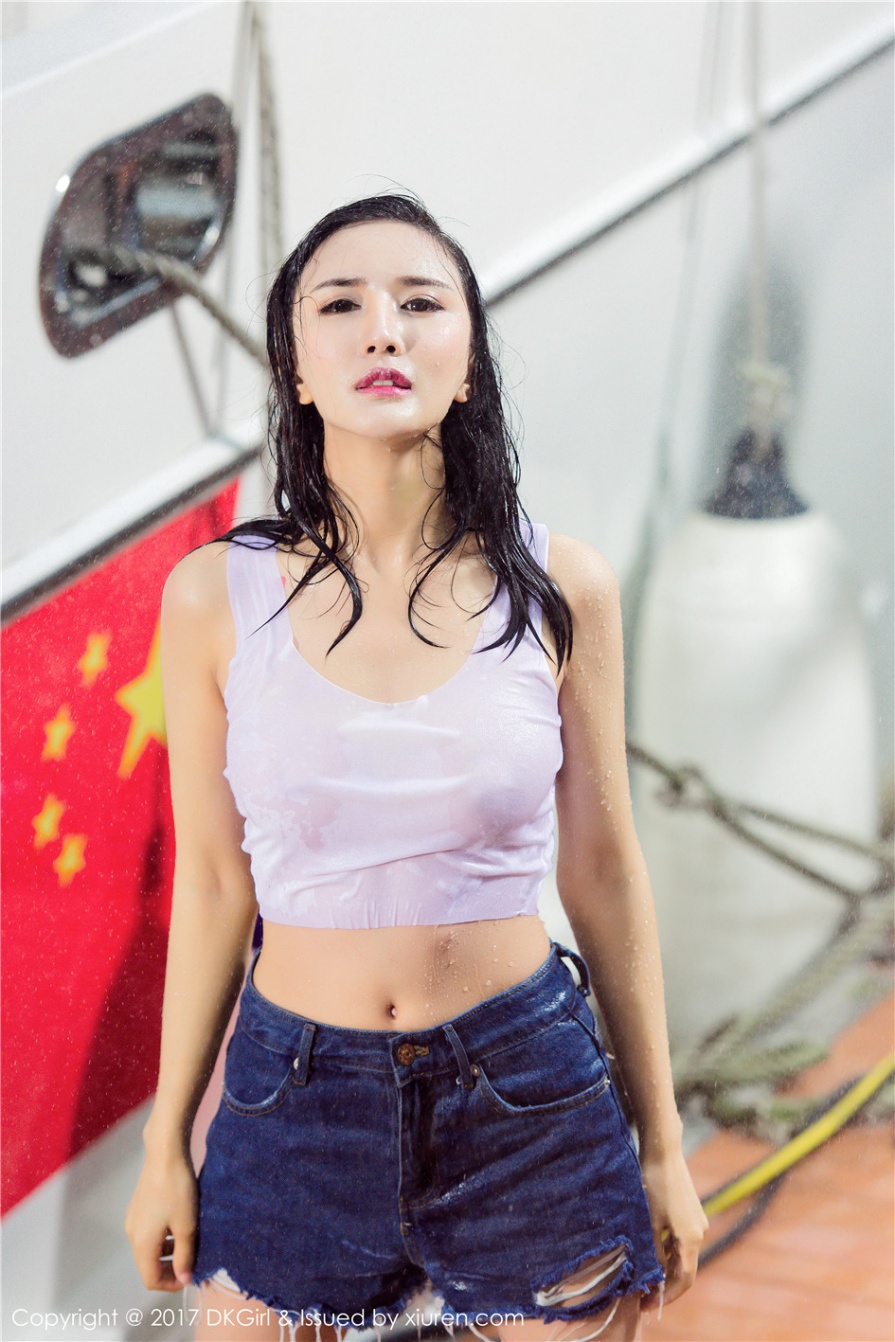 气质美女模特梅哥旅拍湿身诱惑写真(第17页)