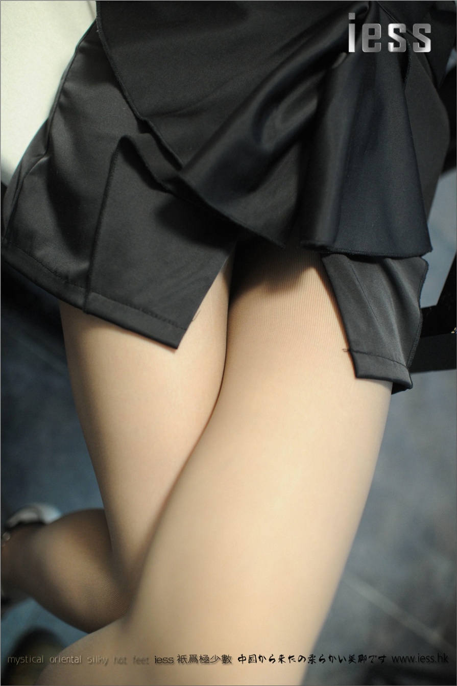 超短裙美女办公室性感丝袜玉足写真图片(第59页)