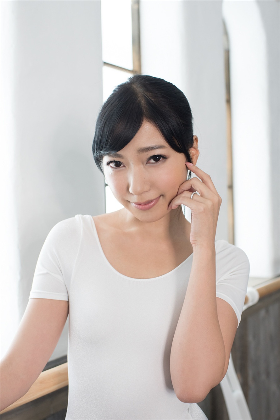 日本美女三田羽衣性感肥臀写真图片(第49页)