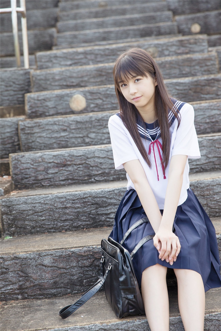 日本美女牧野真莉愛户外比基尼写真照片(第8页)
