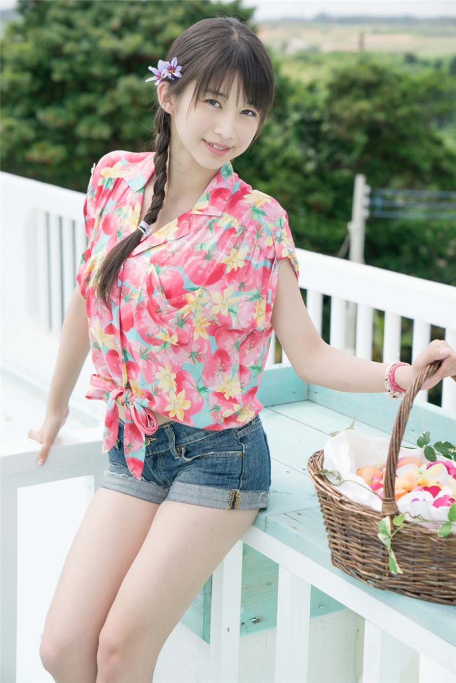 日本美女牧野真莉愛户外比基尼写真照片(第48页)