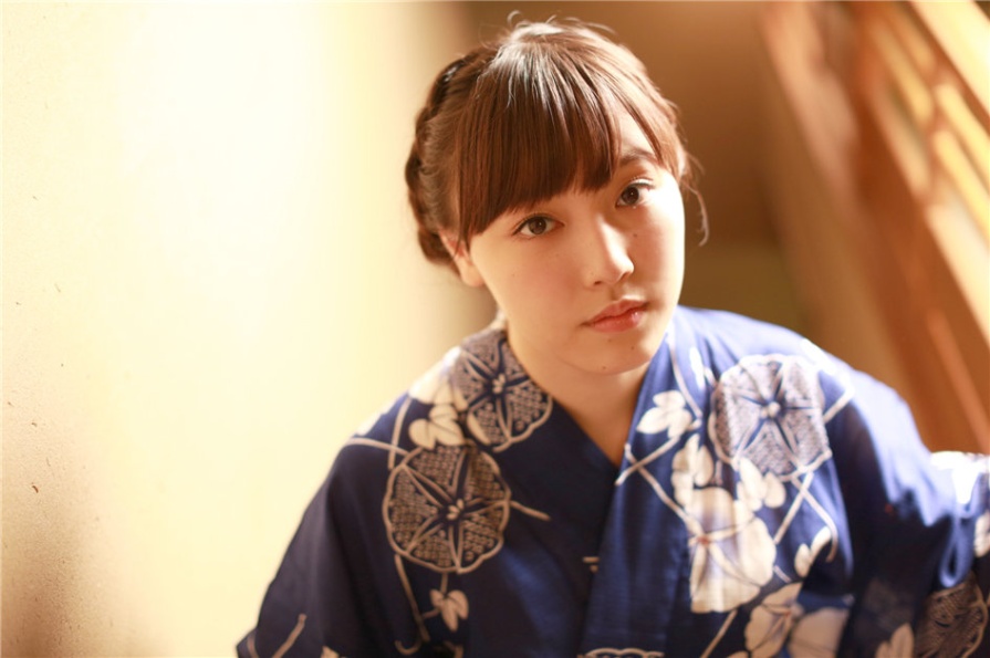 日本美女譜久村聖海边比基尼白皙肌肤诱惑写真(第87页)