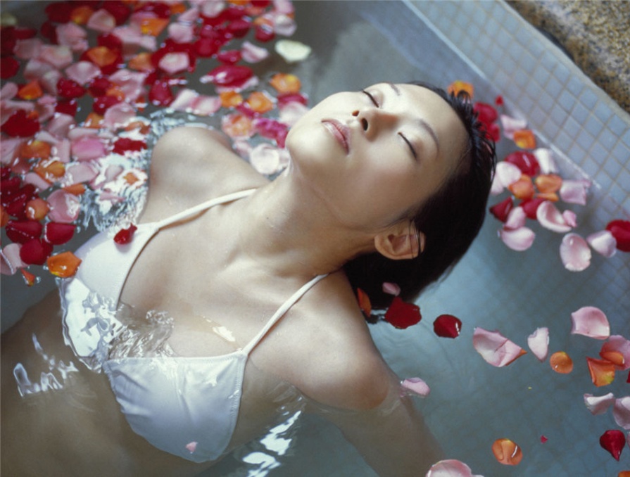 日本美女安倍なつみ性感比基尼写真照片(第32页)