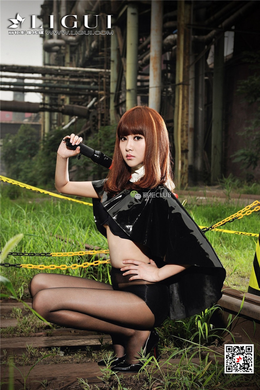 风骚美女模特笑笑户外黑丝美腿写真图片(第43页)