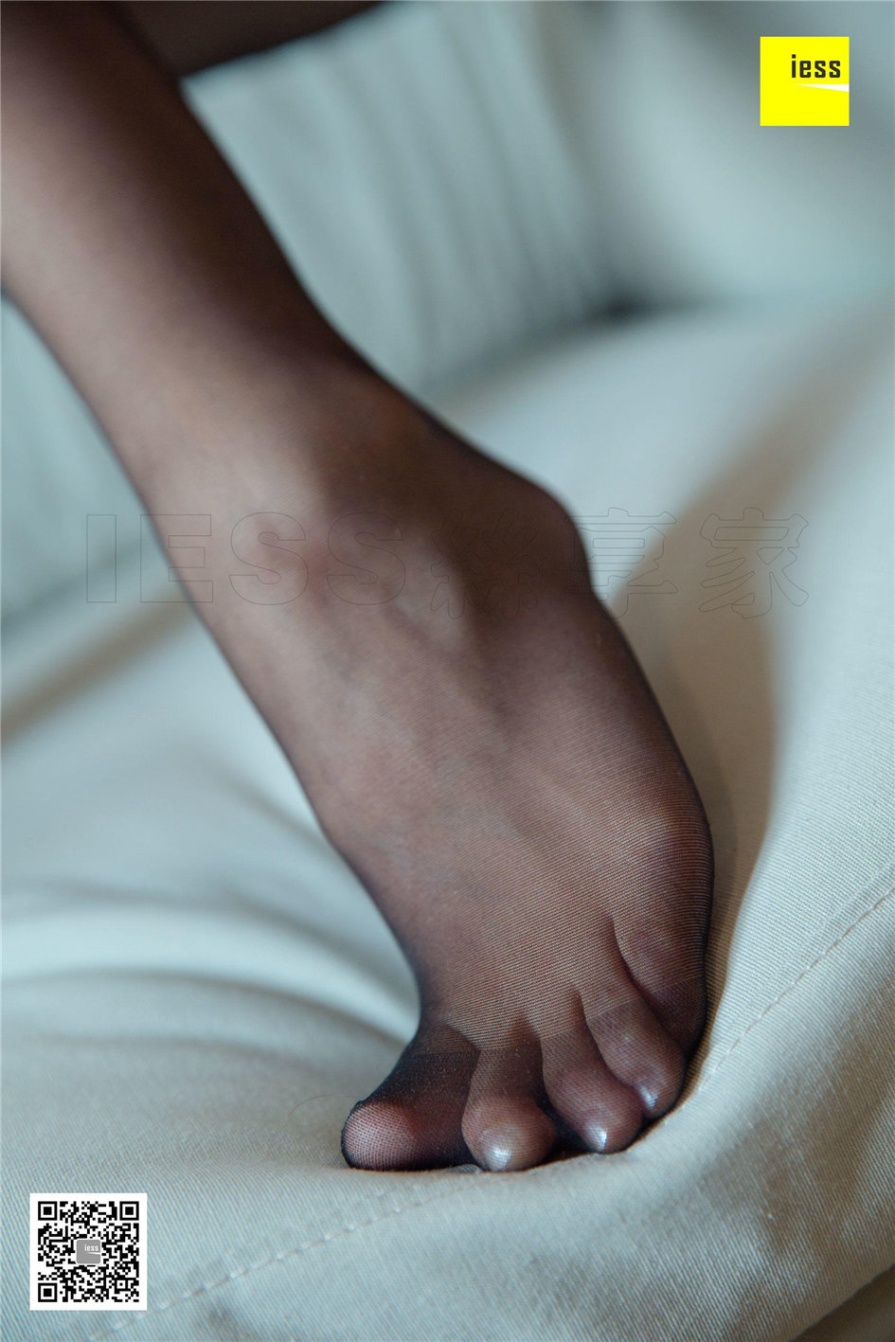 气质美女秋秋性感美腿黑丝诱惑写真照片(第19页)