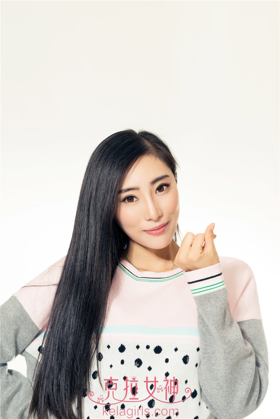 神似柏芝的气质美女颖儿美胸私房写真图片(第11页)