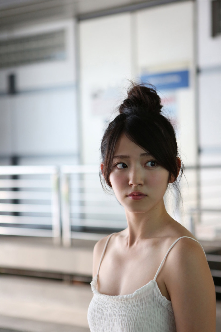 日本美女鈴木愛理性感比基尼写真图片(第23页)
