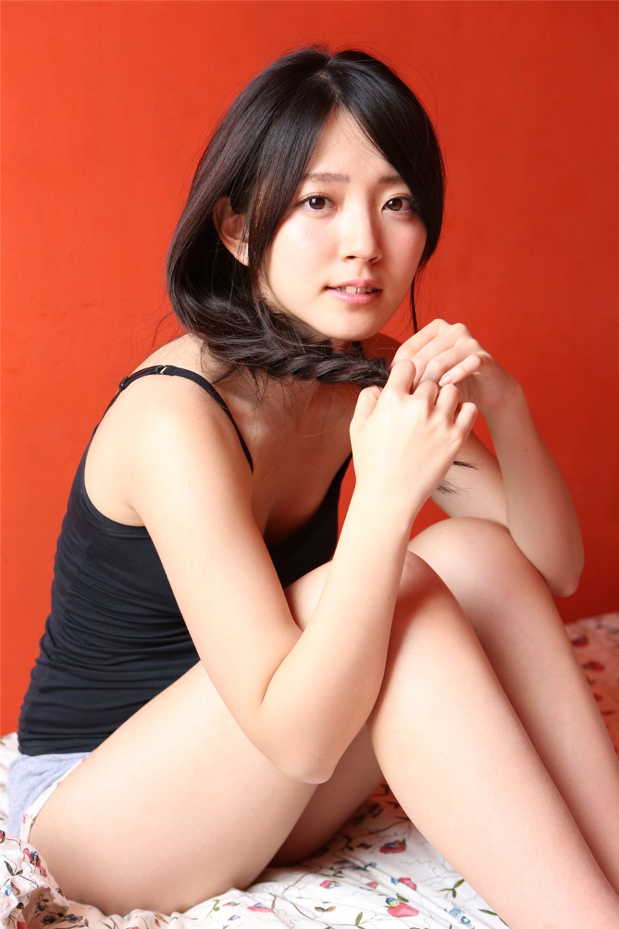 清纯美女鈴木愛理性感比基尼写真图片(第13页)