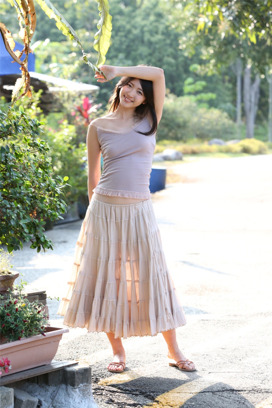清纯美女鈴木愛理性感比基尼写真图片(第41页)
