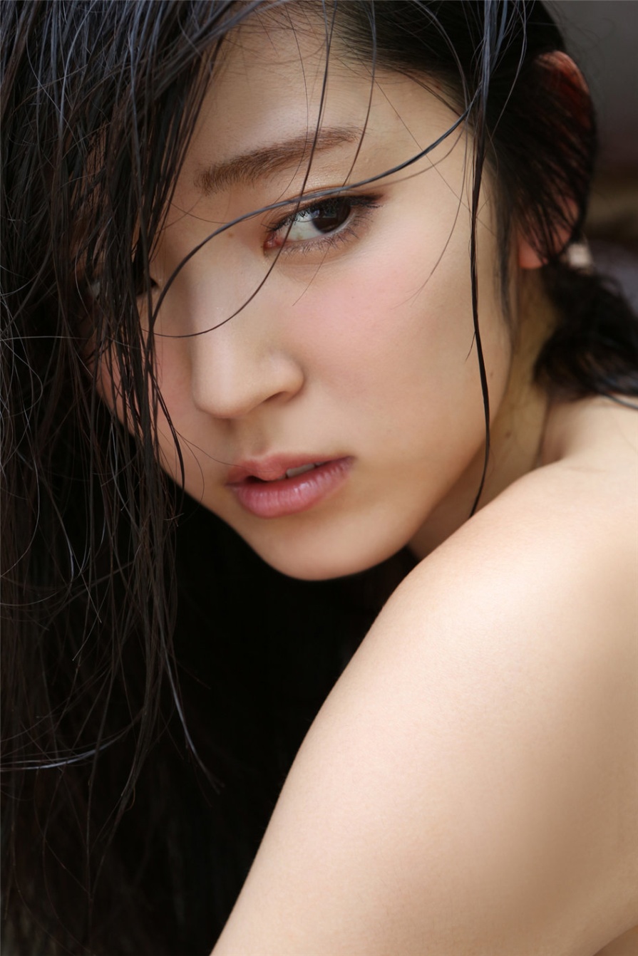清纯美女鈴木愛理性感比基尼写真图片(第64页)