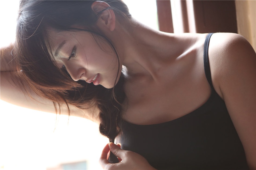 清纯美女鈴木愛理性感比基尼写真图片(第71页)