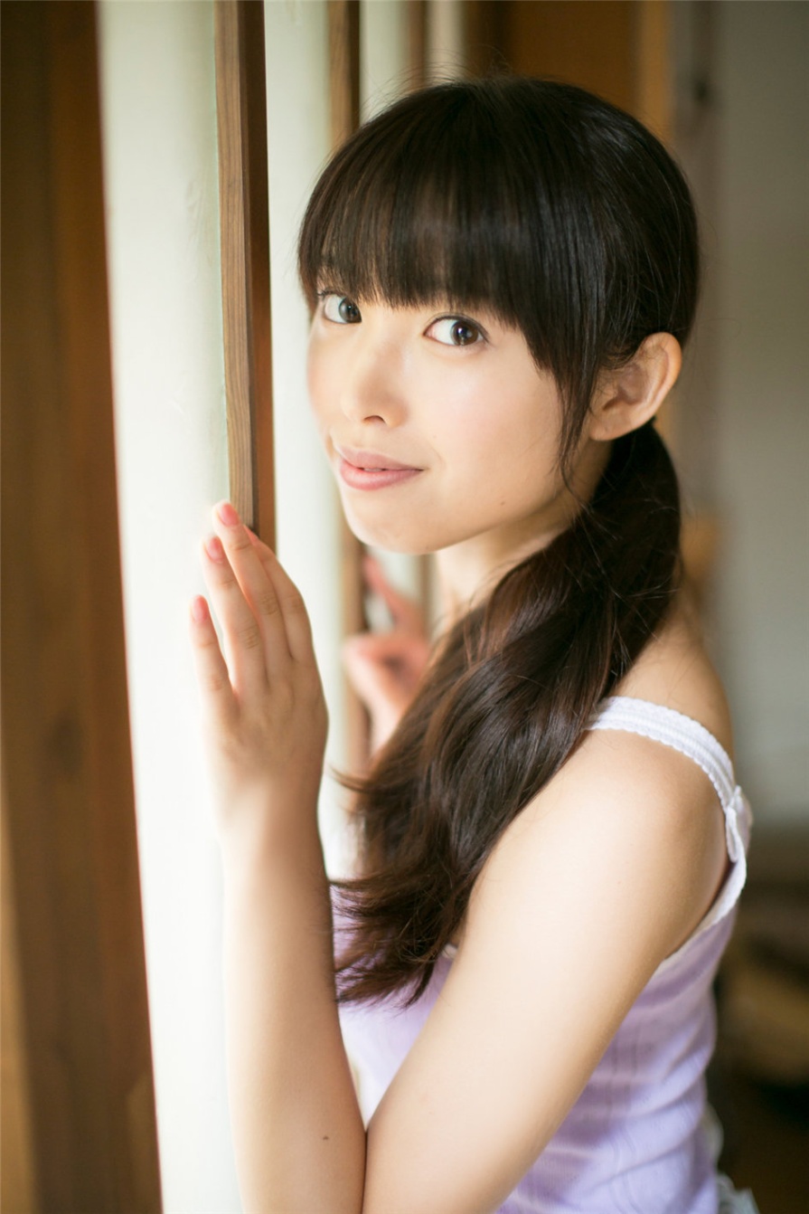 日本美女中島早貴性感比基尼写真图片(第16页)