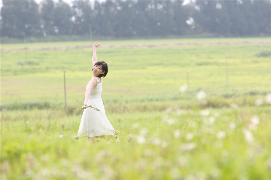 日本学生妹宮本佳林校园写真图片(第21页)