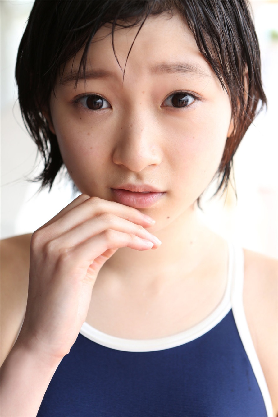 日本学生妹宮本佳林校园写真图片(第32页)