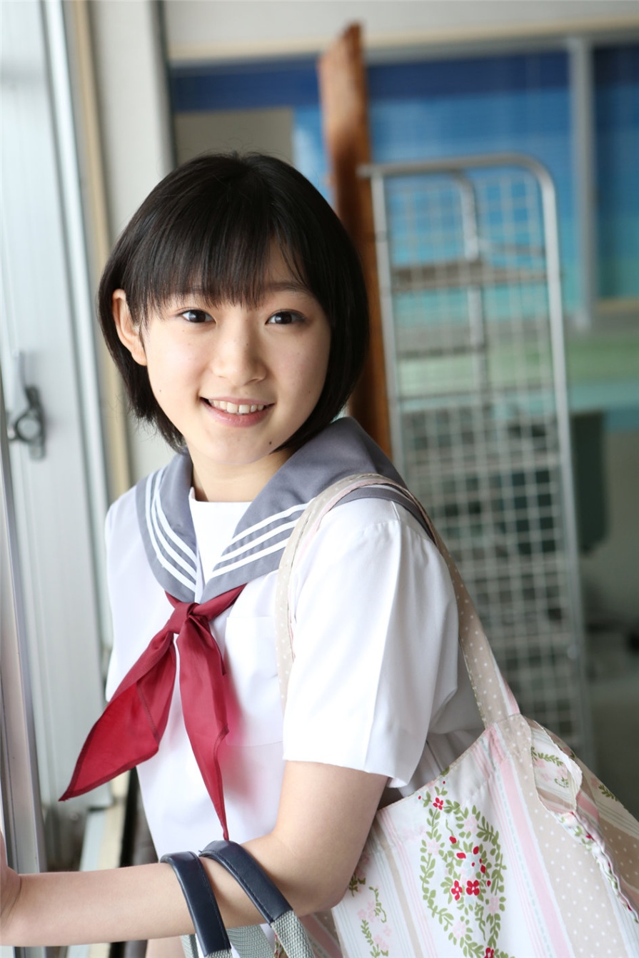 日本学生妹宮本佳林校园写真图片(第39页)