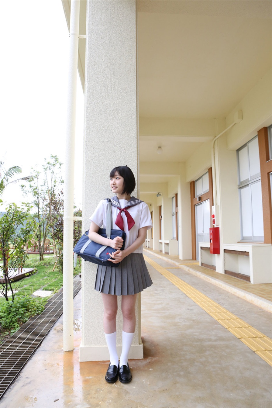 日本学生妹宮本佳林校园写真图片(第49页)