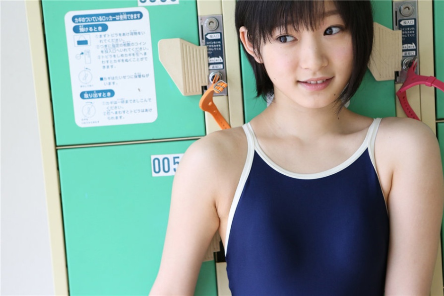 日本学生妹宮本佳林校园写真图片(第78页)