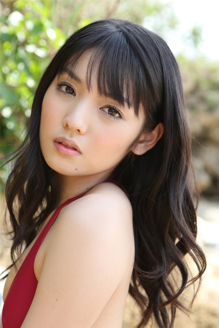 日本甜美少女道重さゆみ户外比基尼写真图片(第44页)