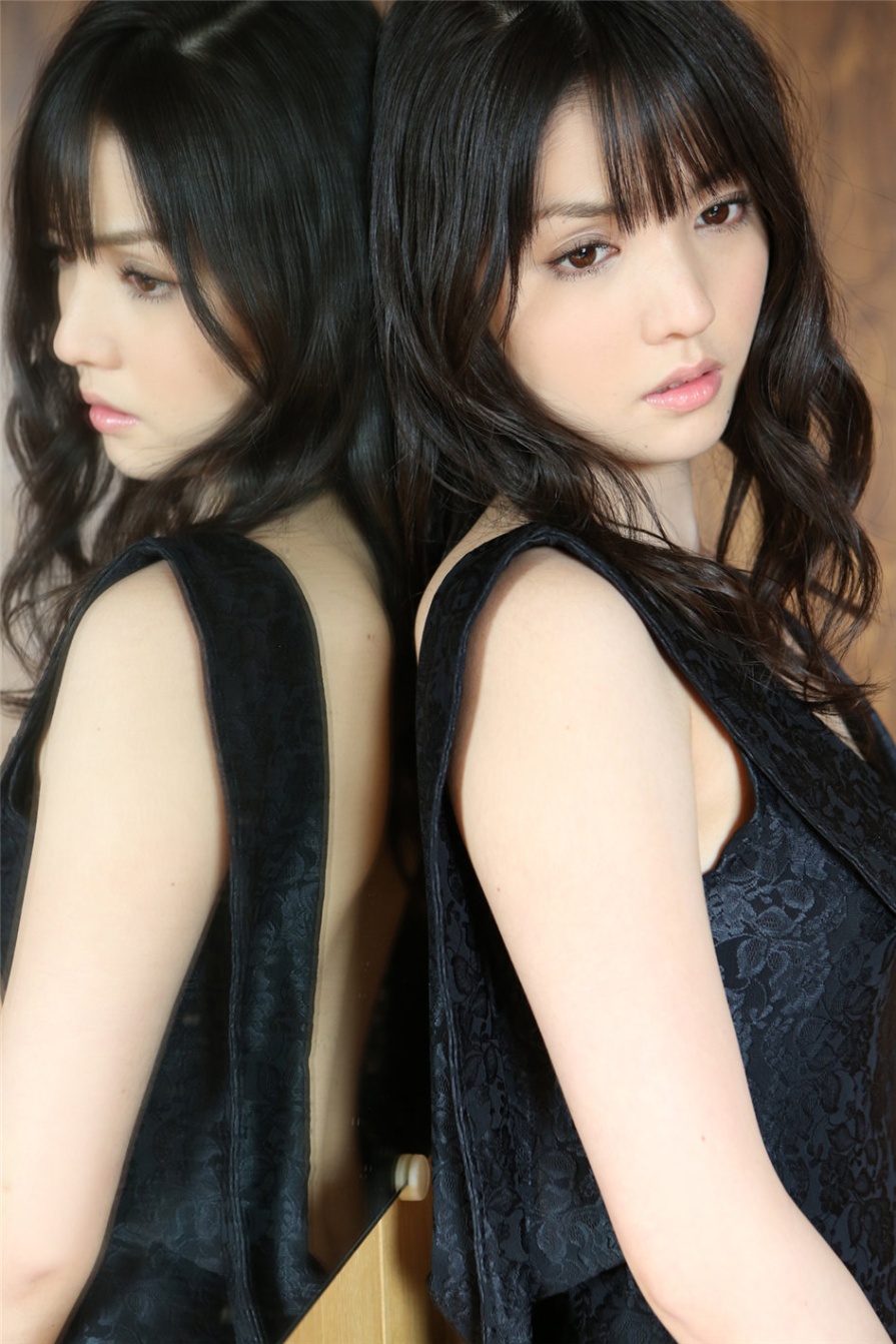 日本甜美少女道重さゆみ户外比基尼写真图片(第62页)