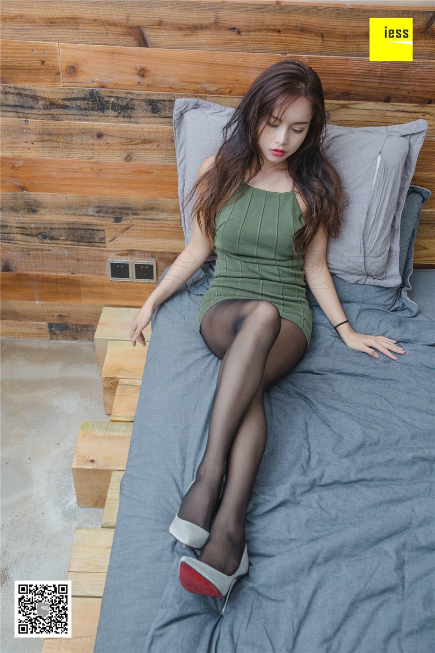 气质美女模特小羽室内黑丝美腿写真图片(第37页)