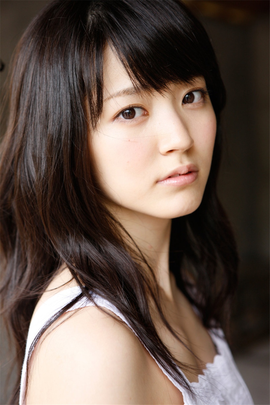 日本清纯美女鈴木愛理性感比基尼户外写真照片(第85页)