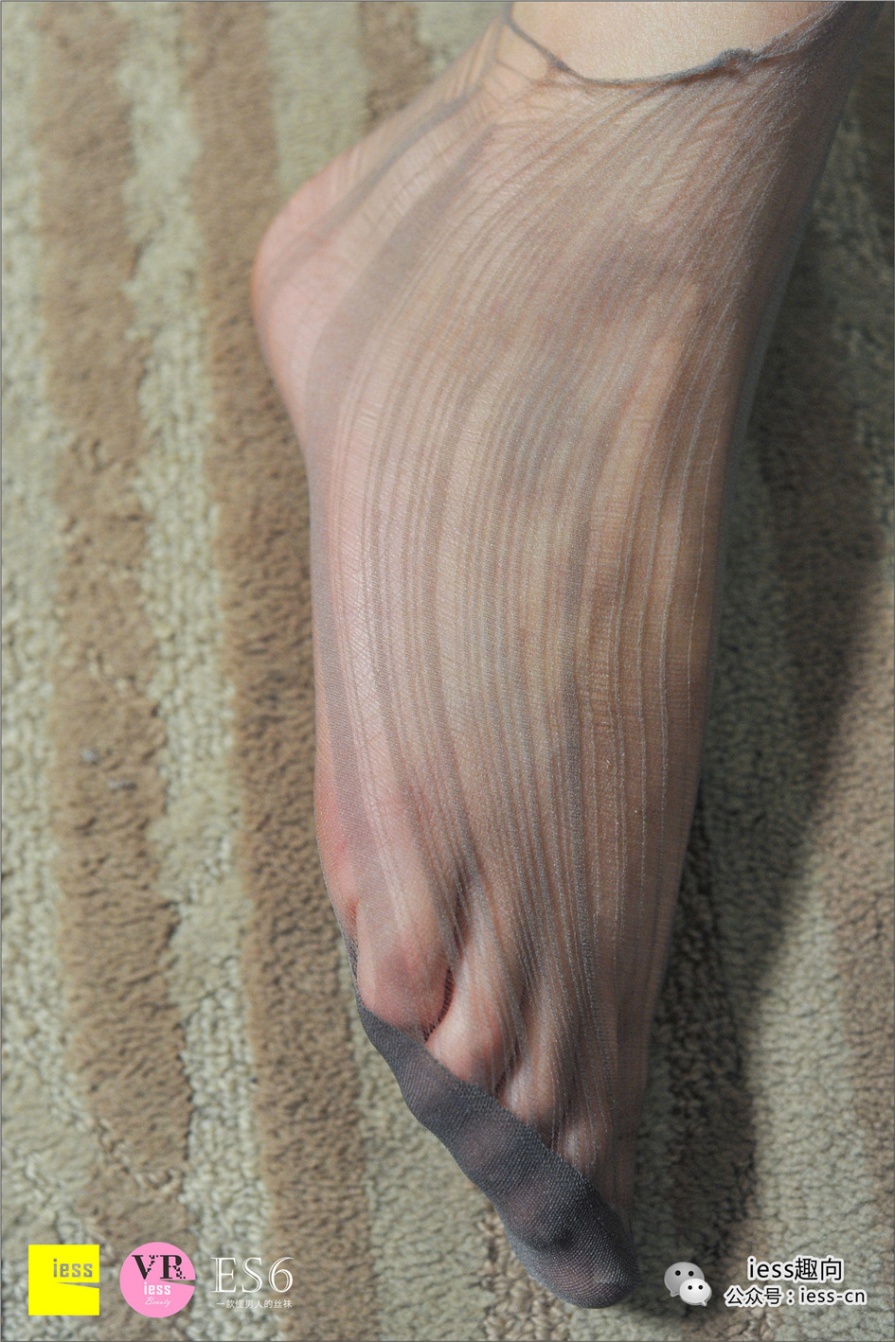 风骚美女室内性感丝袜修长美腿写真照片(第39页)