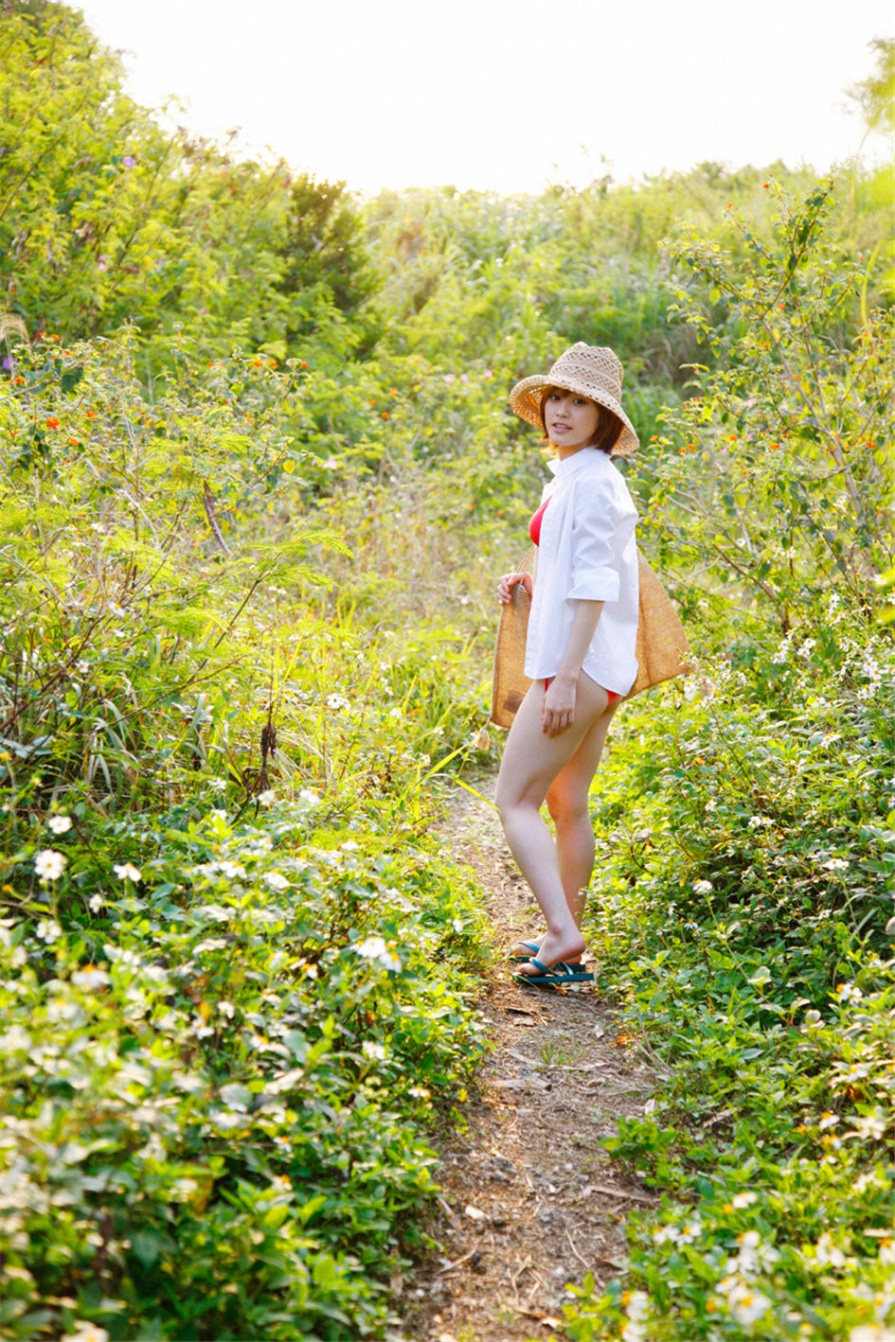 日本美女高橋愛海边性感比基尼写真图片(第22页)