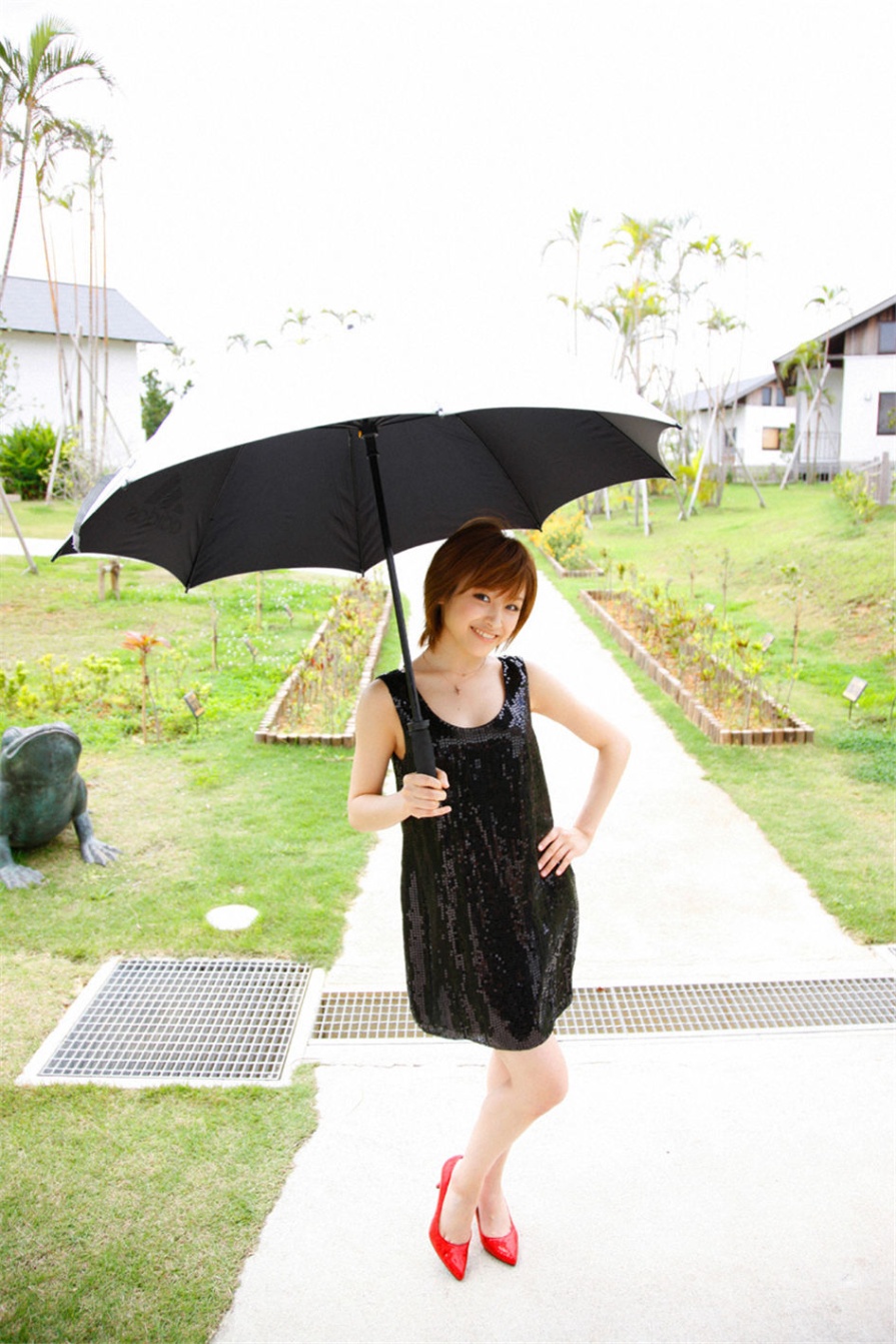 日本美女高橋愛海边性感比基尼写真图片(第67页)