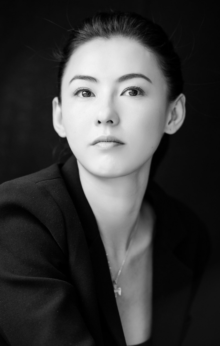 香港女明星张柏芝清纯黑白照片(第2页)