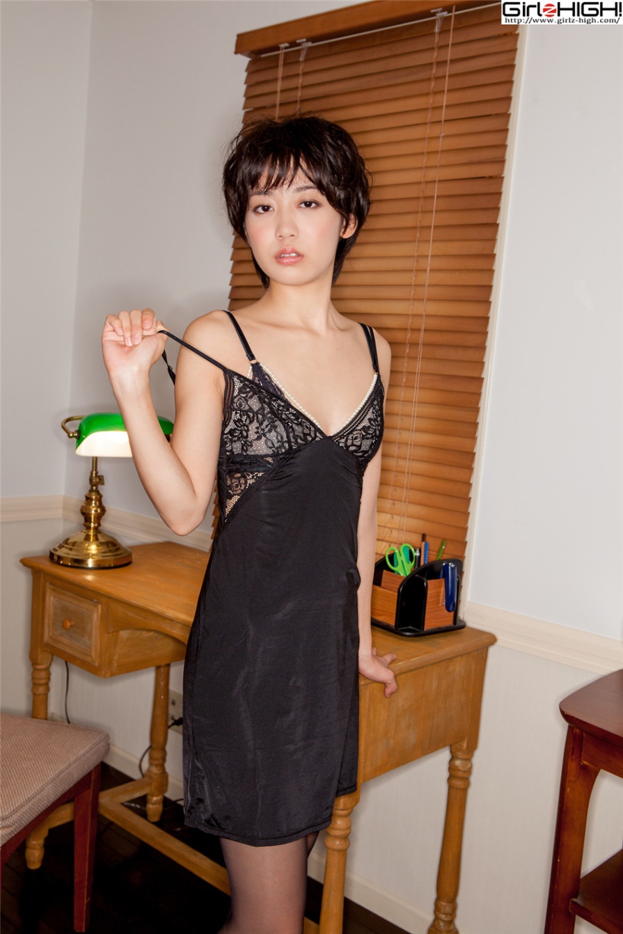 短发美女西野小春情趣内衣性感日本人体艺术写真(第3页)