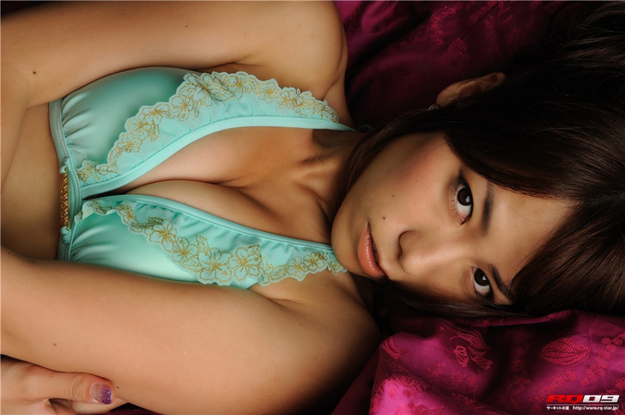 时尚美女柏木美里室内性感内衣美臀诱惑日本人体艺术私拍(第64页)
