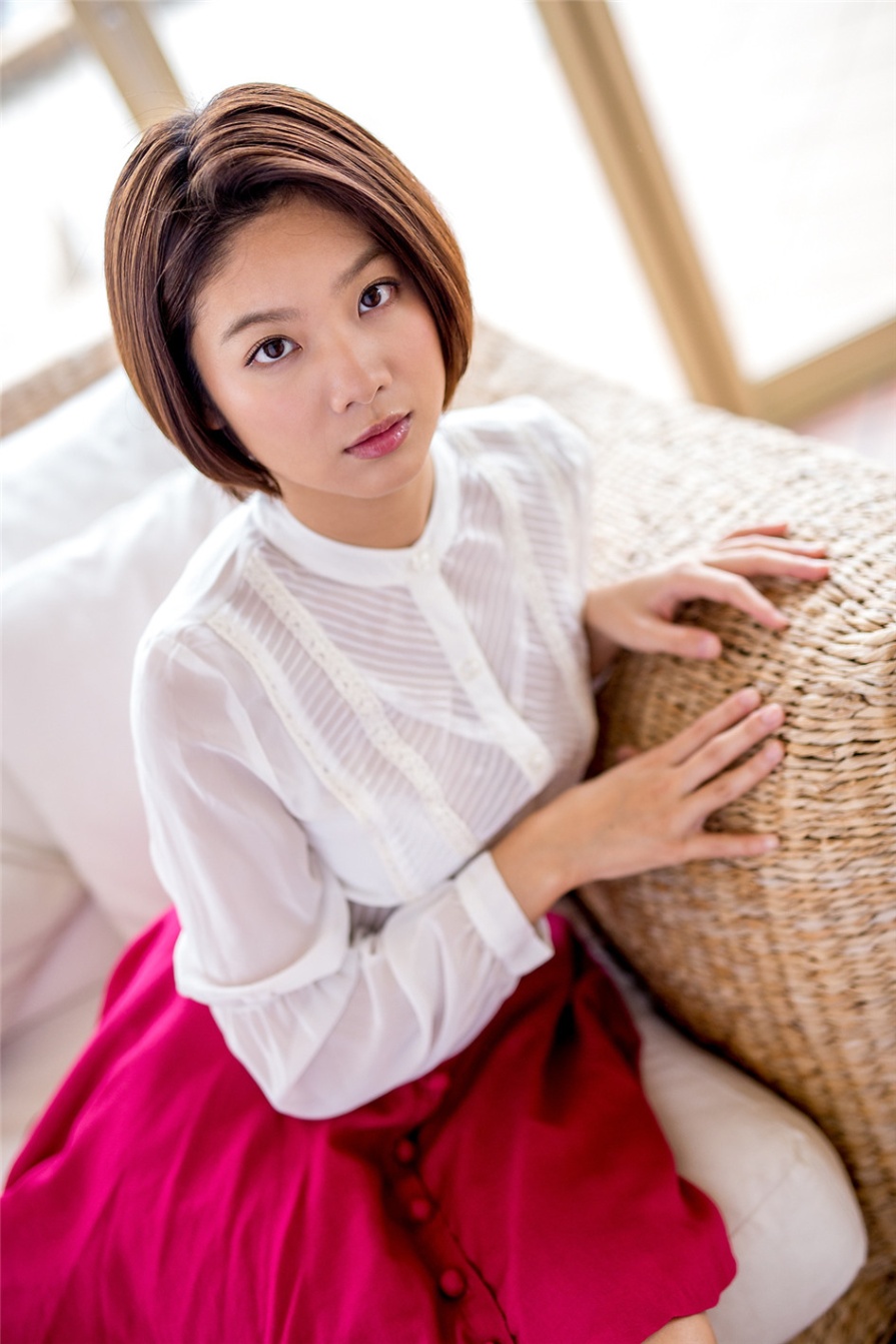 日本美乳模特神前つかさ内衣透视装人体艺术写真(第4页)
