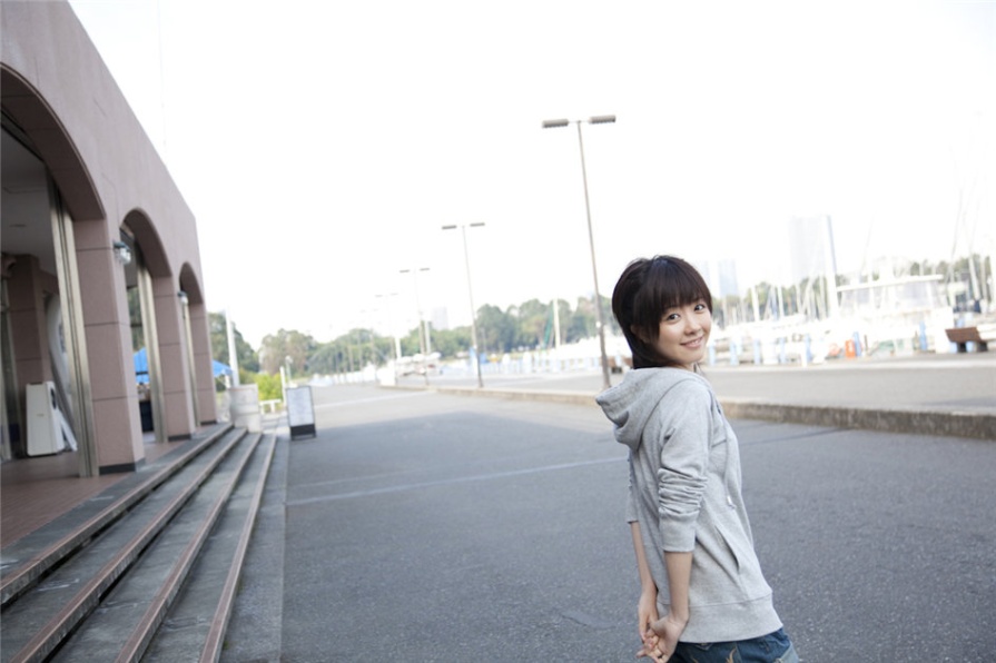 日本美女清水佐紀比基尼外景摄影照片(第42页)