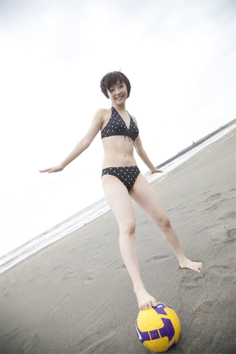 日本美女清水佐紀比基尼外景摄影照片(第58页)