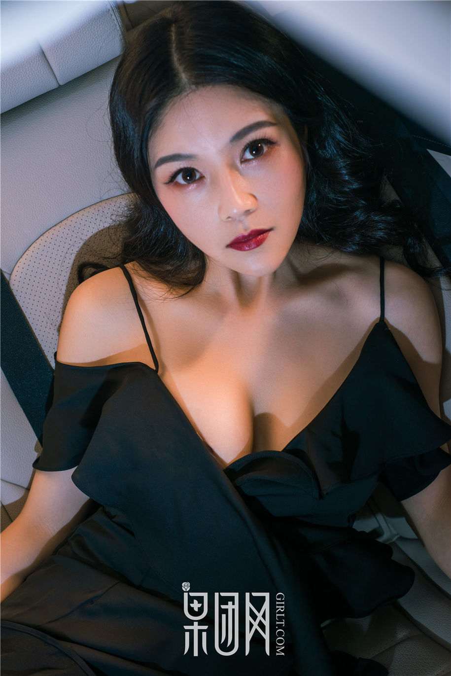 车模美女文琳性感巨乳诱惑写真图片(第50页)