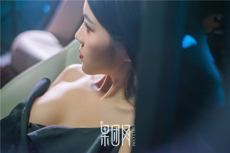 车模美女文琳性感巨乳诱惑写真图片(第62页)